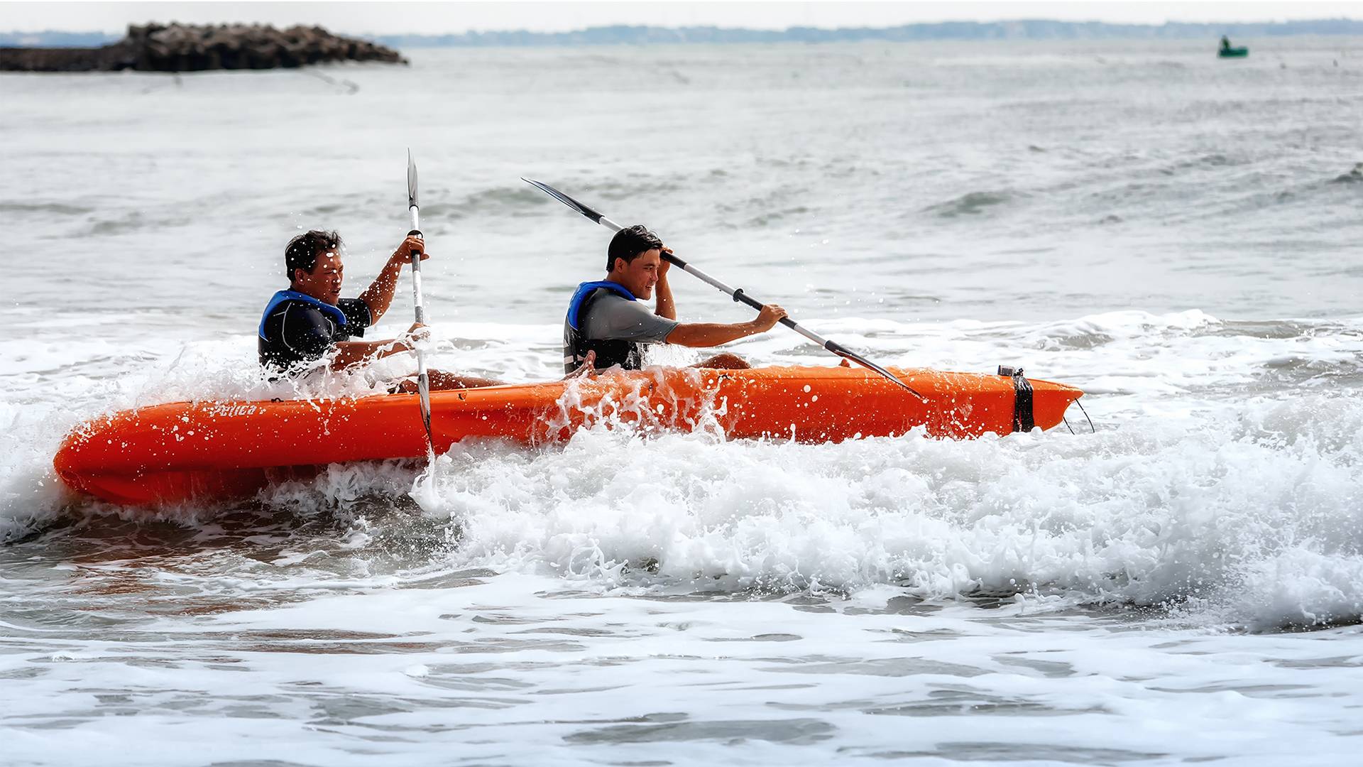 Chèo thuyền Kayak